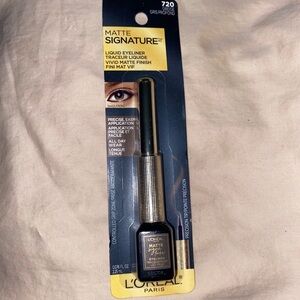 L'Oreal Paris MATTE SIGNATURE Liquid Eyeliner 720 GREIGE, New.